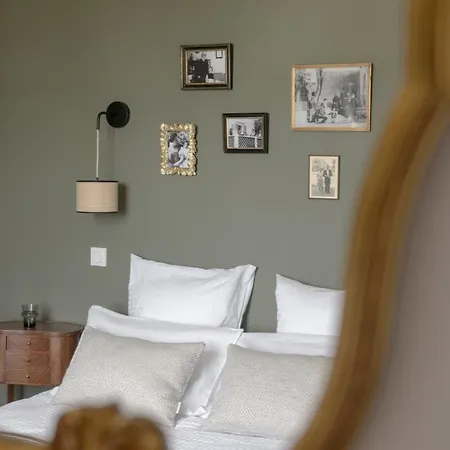 לינה וארוחת בוקר La Maison Des Monts D'or 4*