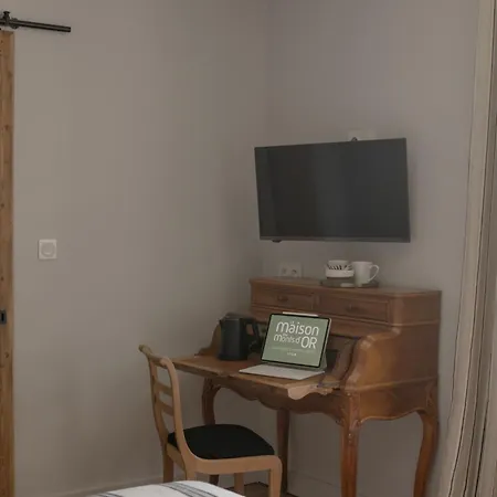La Maison Des Monts D'or 4*