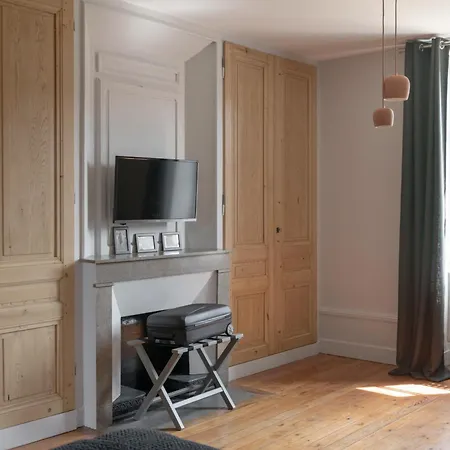 La Maison Des Monts D'or