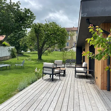 לינה וארוחת בוקר La Maison Des Monts D'or Saint-Germain-au-Mont-dʼOr
