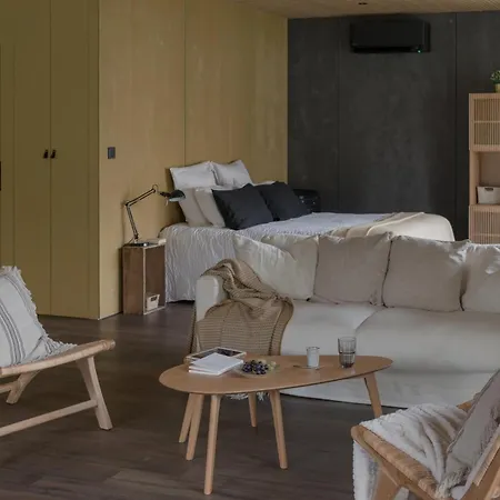 Bed & Breakfast La Maison Des Monts D'or